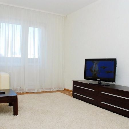 2-Komnatnye Apartamenty Alladin - Pozniaki 基輔 外观 照片